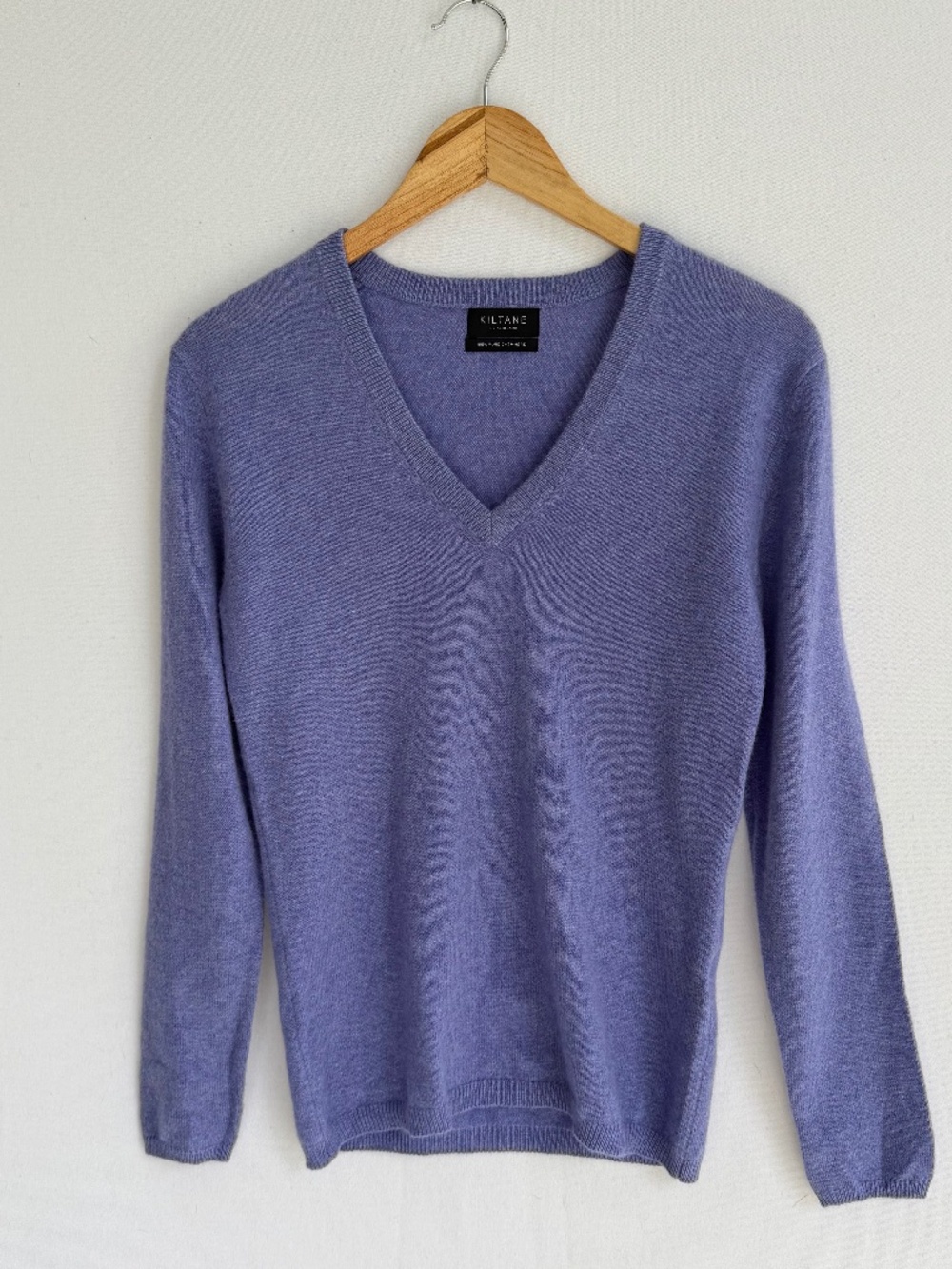 KILTANE of Scotland Women’s Small 100% Pure Cashmere Purple V-neck Sweater